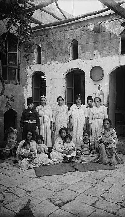 משפחה יהודית, חאלב 1910
